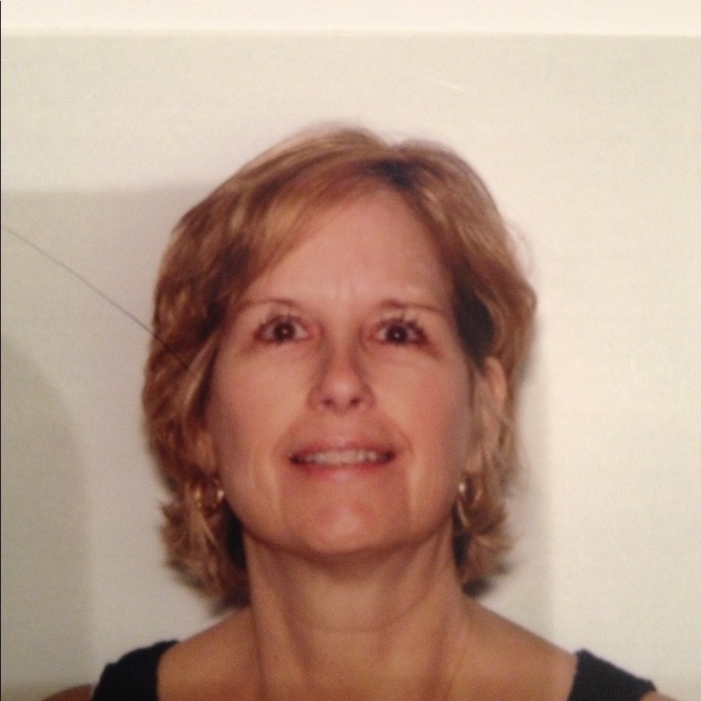 Meet your Posher, Claudia